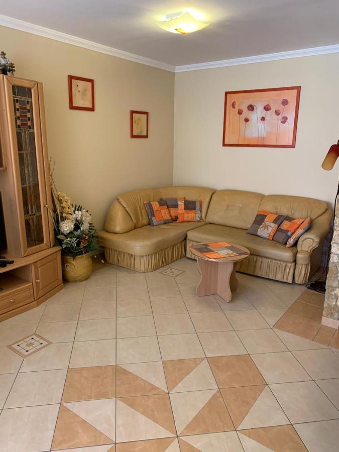Relax Apartman Hajdúszoboszló Zewnętrze zdjęcie